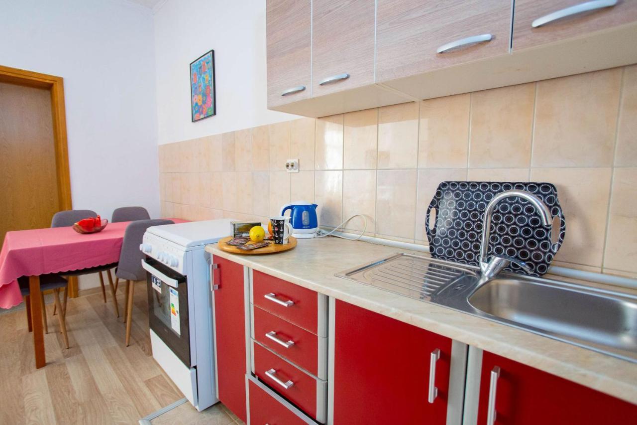 מוסטר Guesthouse Sanja - Apartments 212 מראה חיצוני תמונה