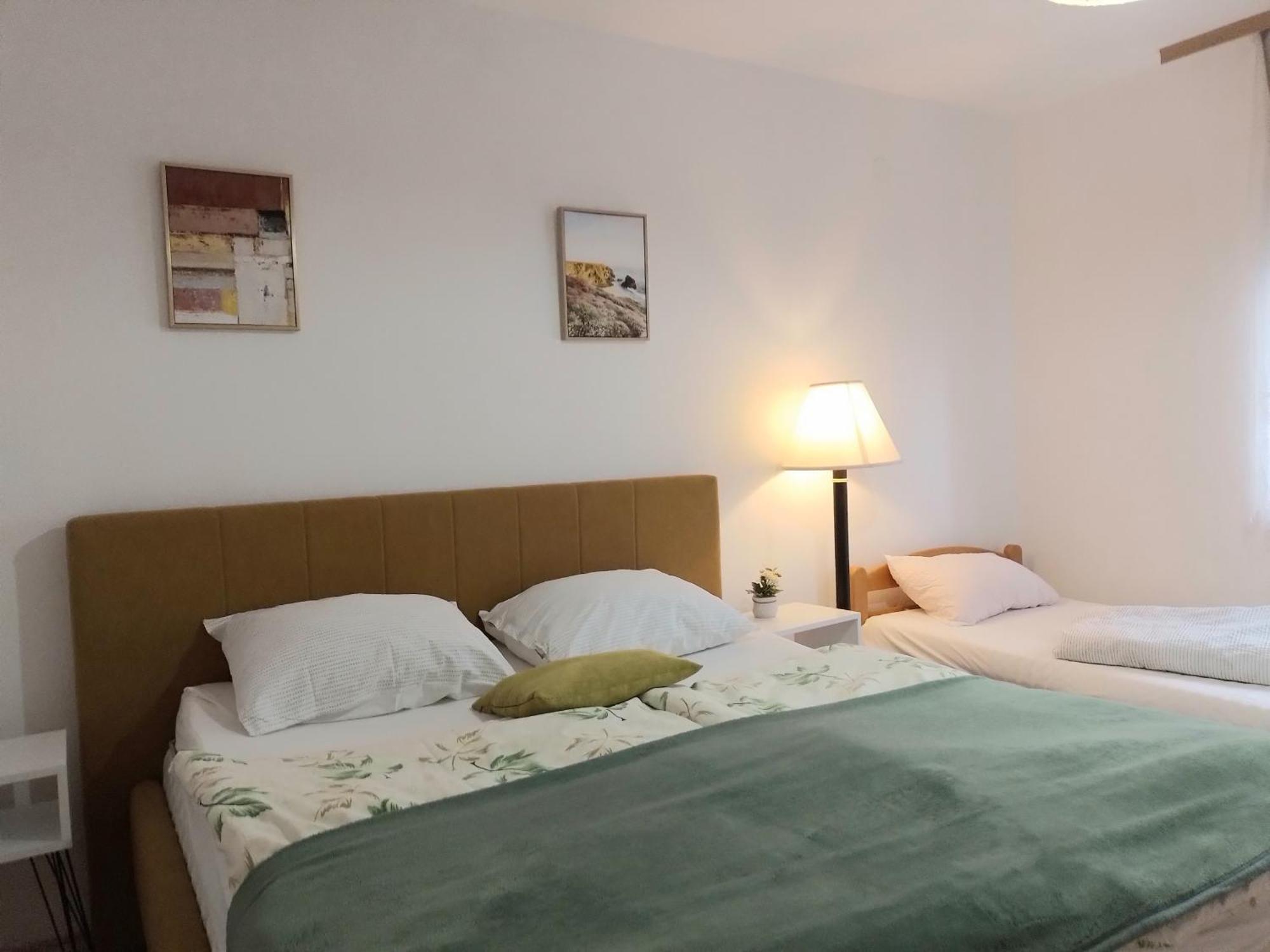 מוסטר Guesthouse Sanja - Apartments 212 מראה חיצוני תמונה